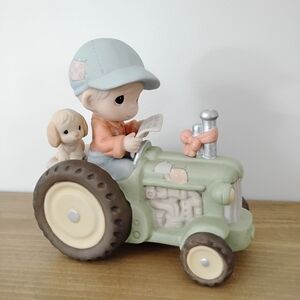 Precious Moments Pastel Tractor with Child and Puppy #588091
